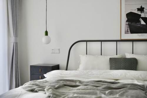 Housing image — Bedroom