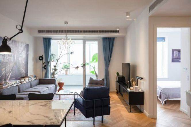 Spacious 3BR Apartment in Old Xuhui (L10/L11)