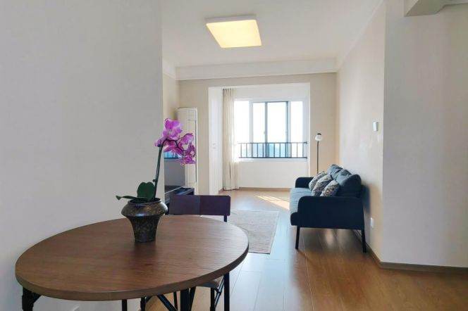 High-Floor 2BR Apartment near Lingzhao Xincun  Metro
