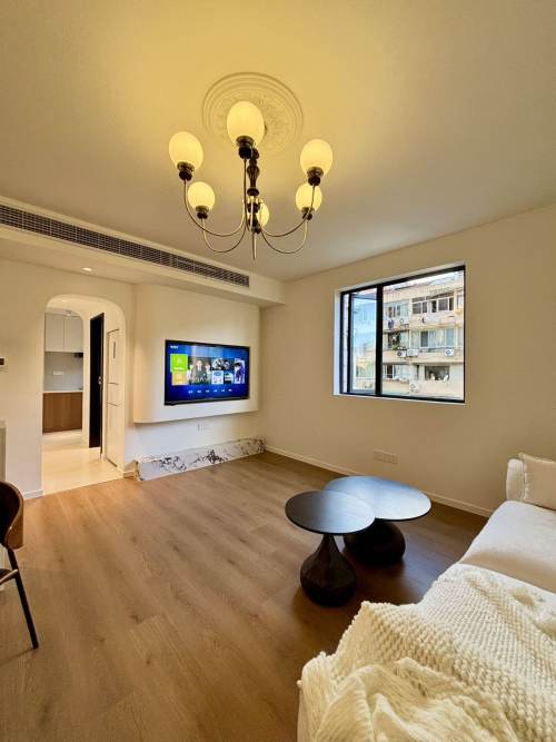 Housing image — Living Room