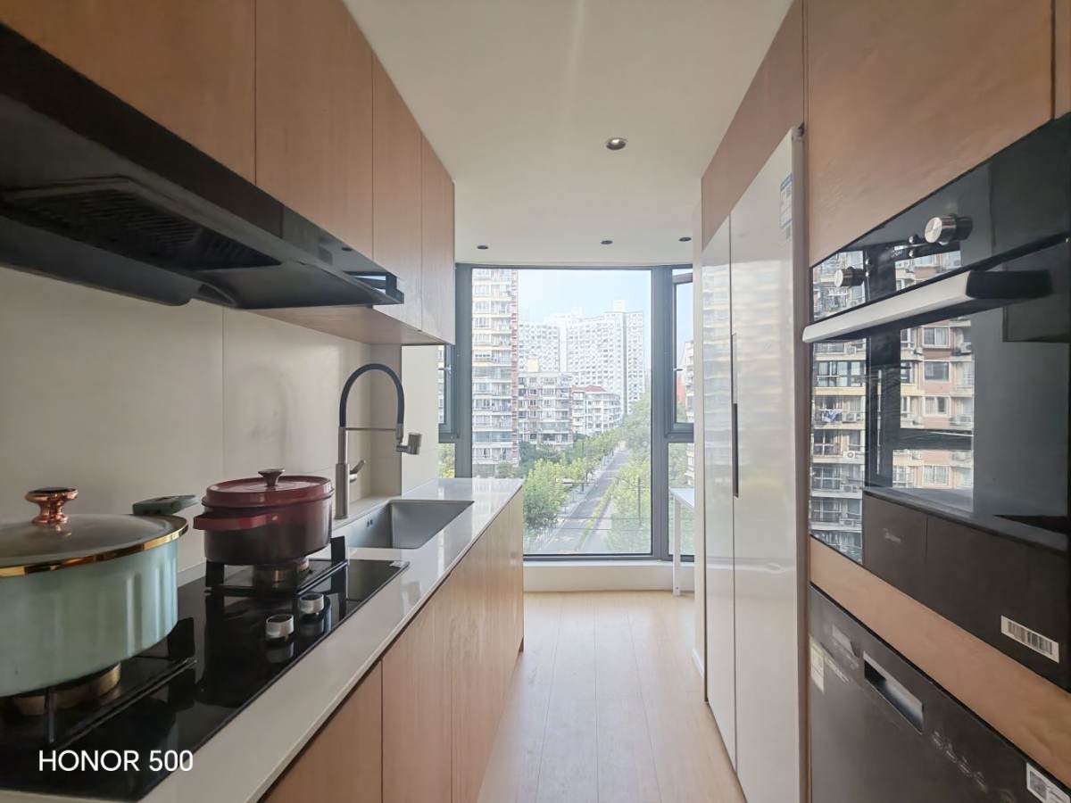Housing image — Kitchen