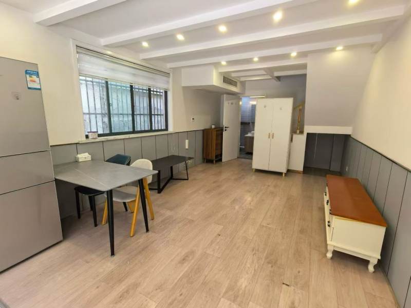 Housing image — Living Room