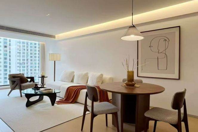 High-Floor 2BR Apartment at Brilliant City (L3/L4)