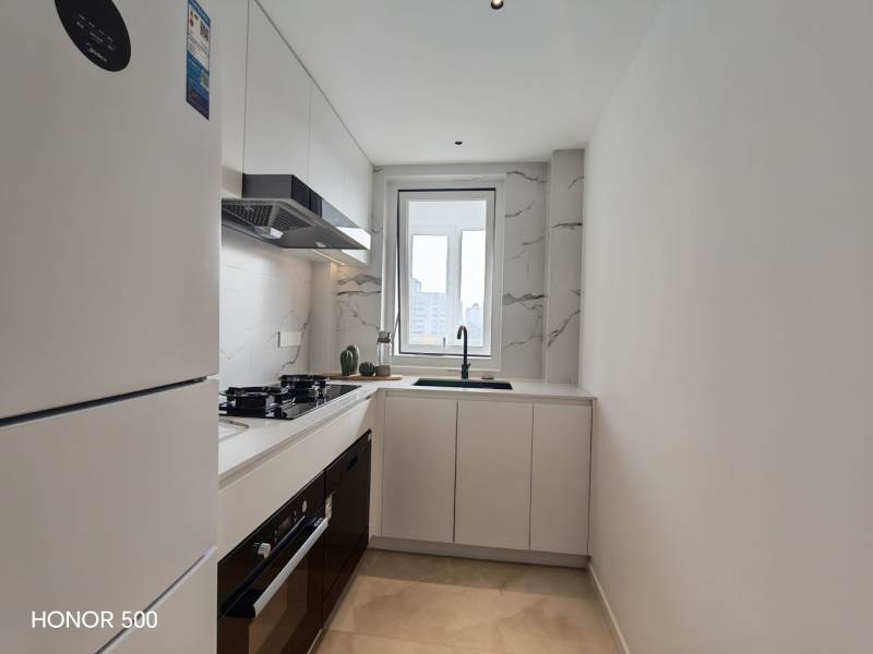 Housing image — Kitchen