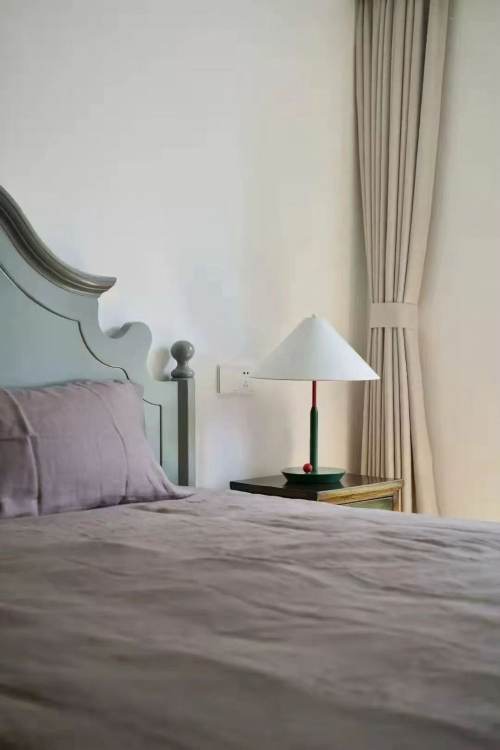 Housing image — Bedroom