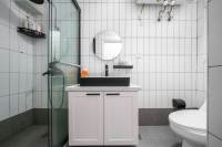 Housing image — Bathroom