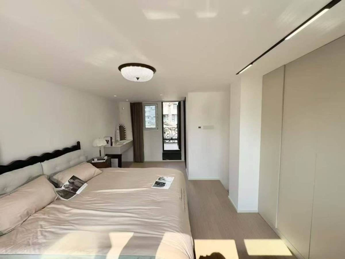 Housing image — Bedroom