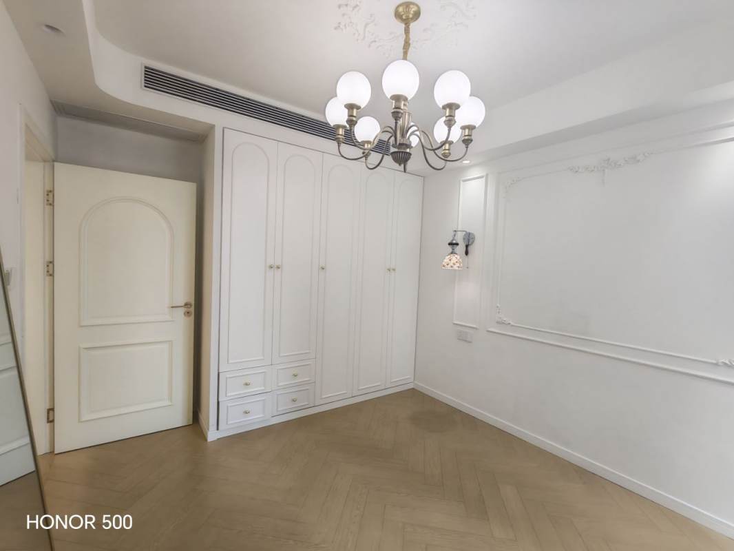Housing image — Bedroom