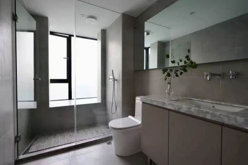 Housing image — Bathroom