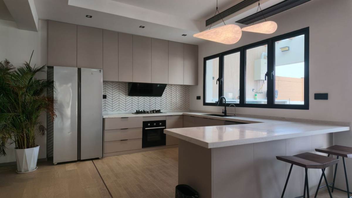 Housing image — Kitchen