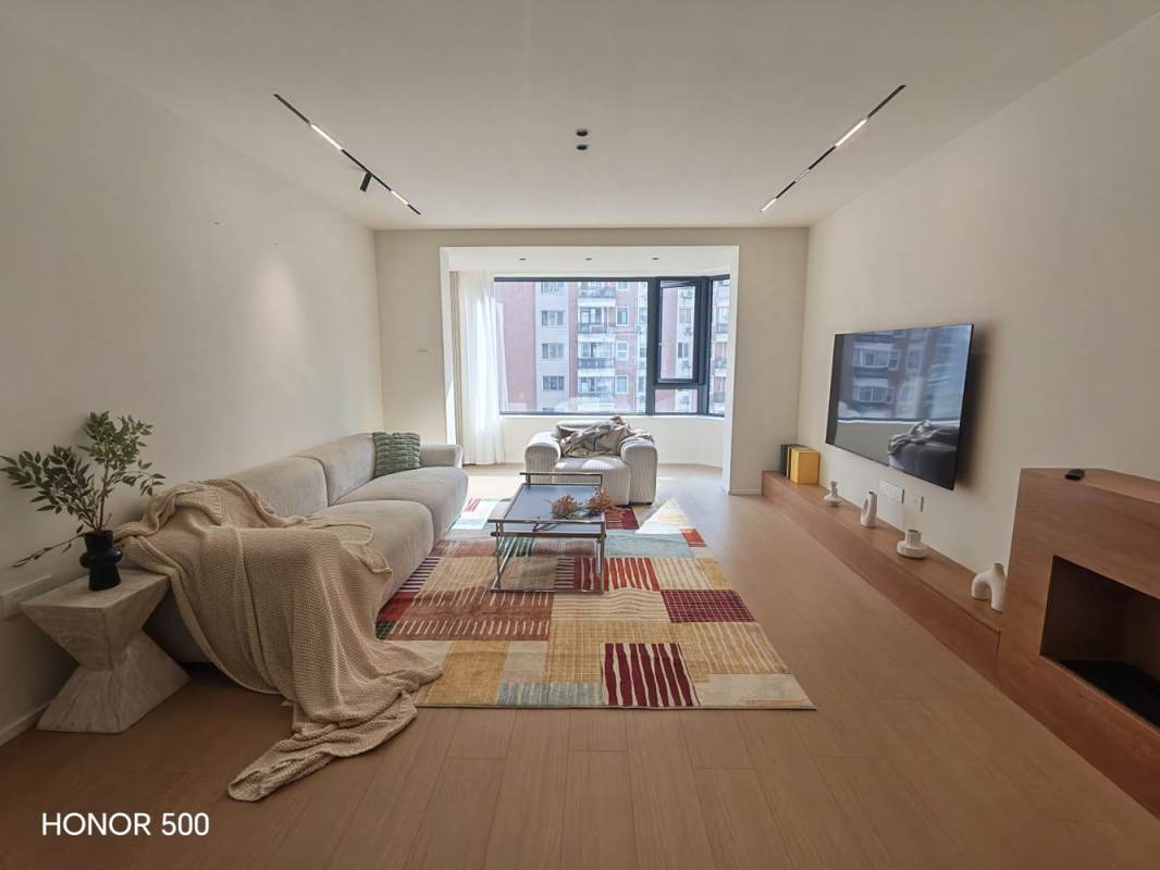 Housing image — Living Room