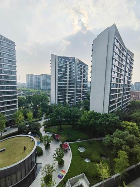 Housing image — View