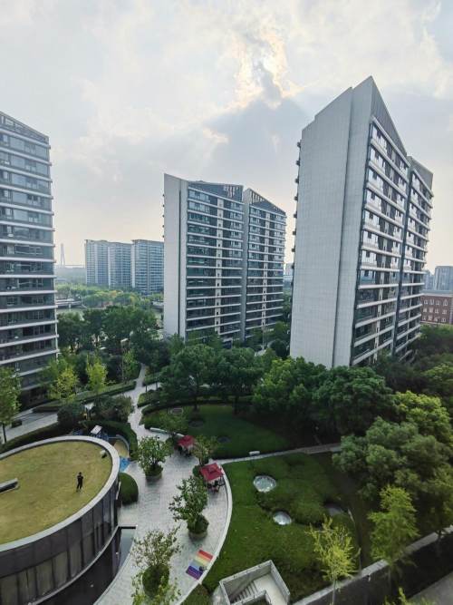 Housing image — View