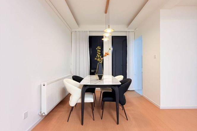 4BR Apartment near Lancun Rd Metro