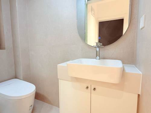 Housing image — Bathroom