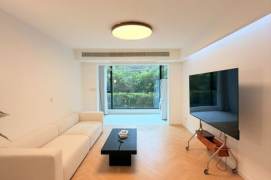 4BR Apartment in Jing'an with Green View (L13/L14)