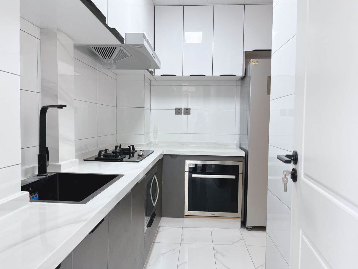 Housing image — Kitchen