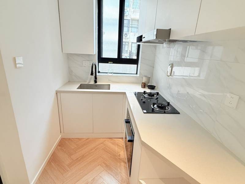Housing image — Kitchen