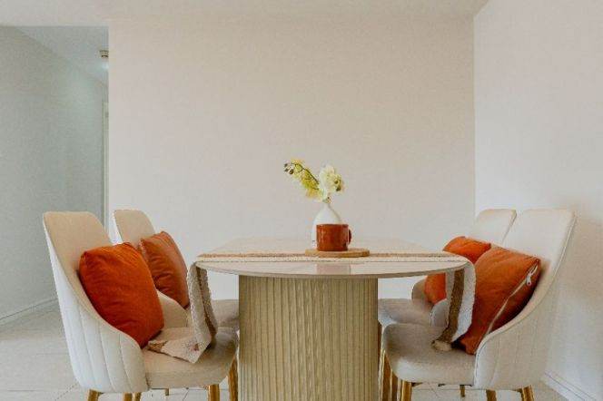 High-Floor 3BR Apartment near Zhenru Metro (L11/L14)