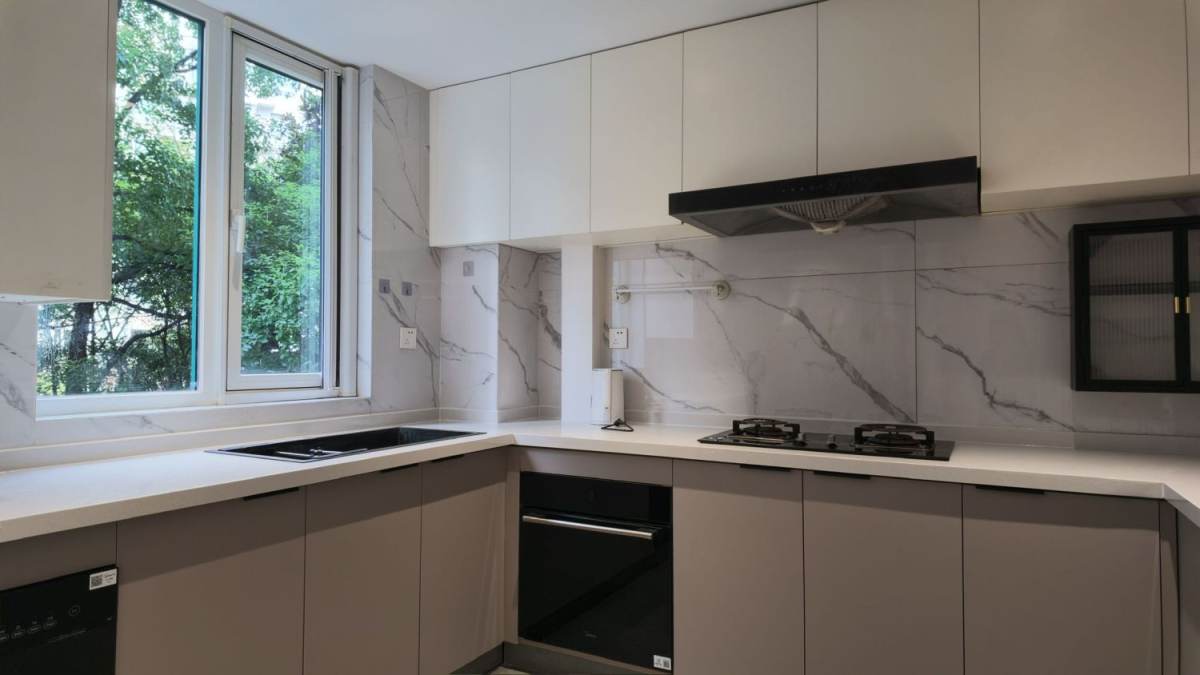 Housing image — Kitchen