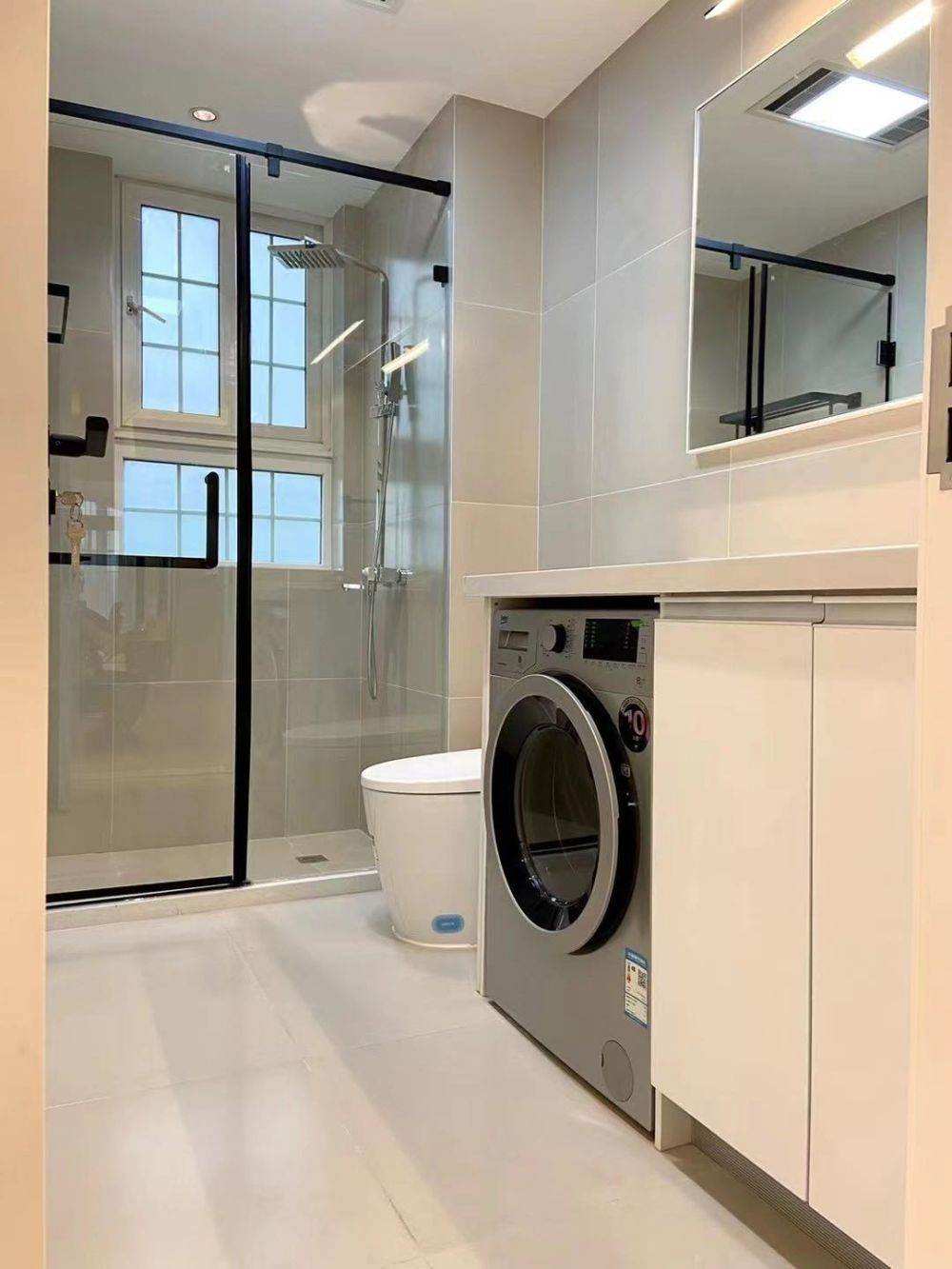 Housing image — Bathroom