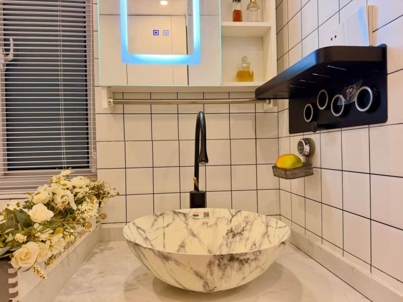 Housing image — Kitchen
