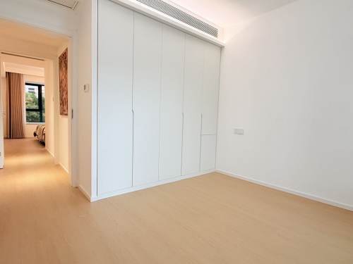 Housing image — Bedroom