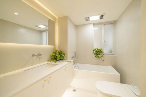 Housing image — Bathroom