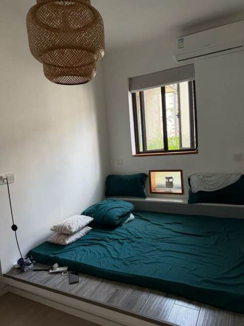 Housing image — Bedroom
