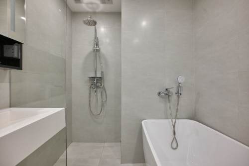 Housing image — Bathroom