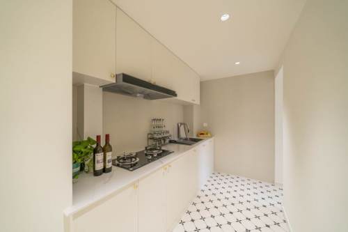 Housing image — Kitchen