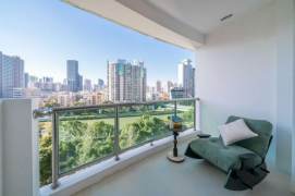 Spacious 1BR Apartment in Suzhou Creek North with Outstanding View (L1/L12/L13)