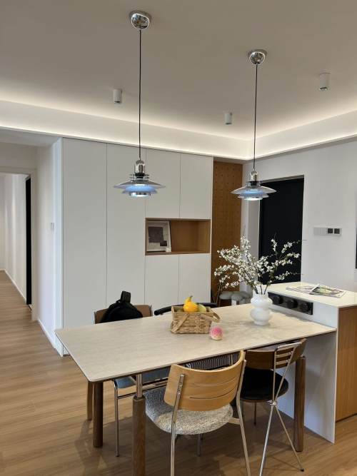 Housing image — Dining Area