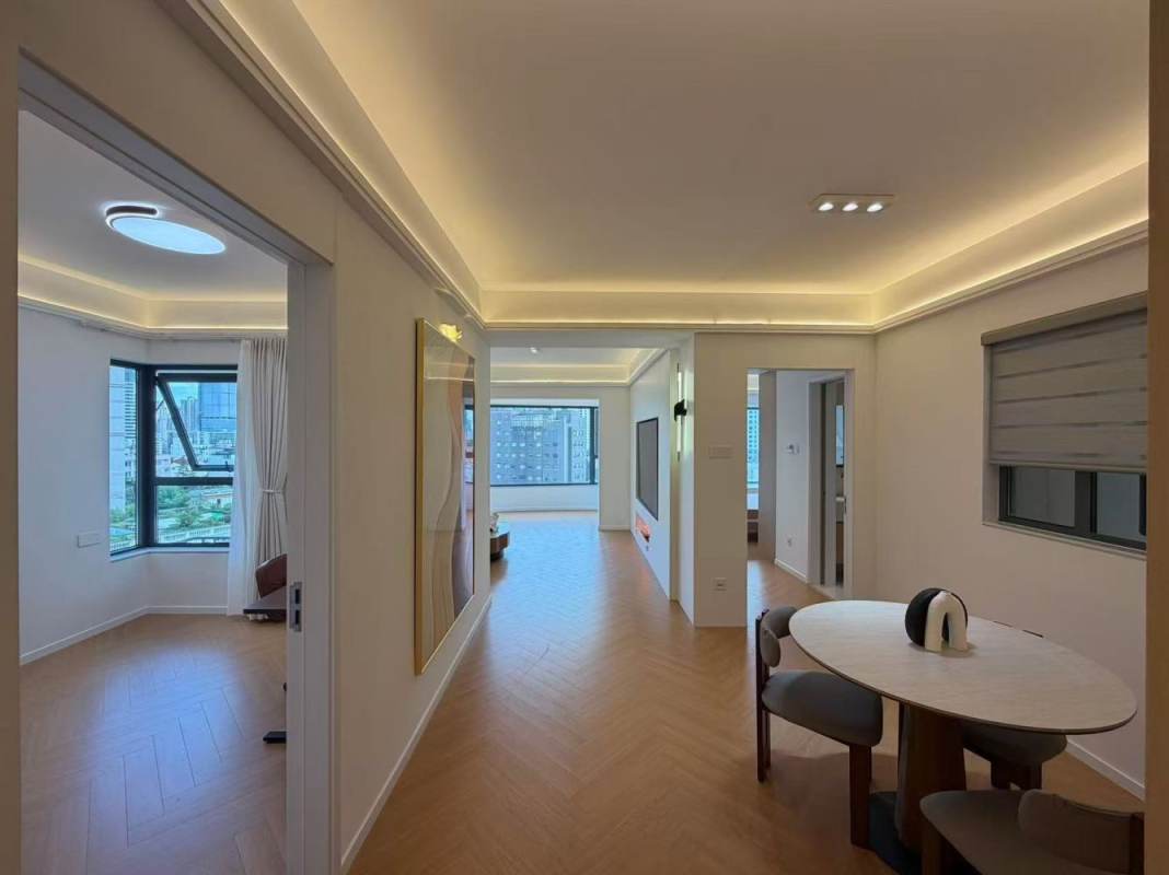 Housing image — Living Room