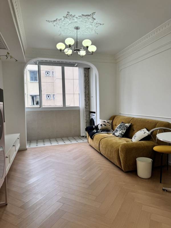 Housing image — Living Room