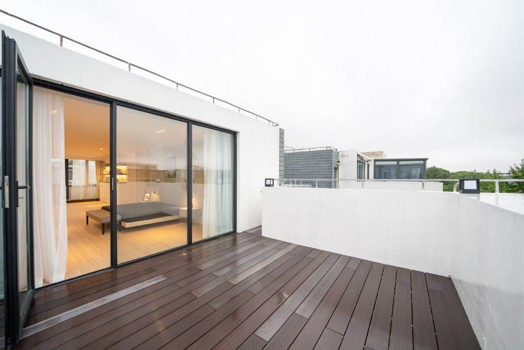 Housing image — Terrace