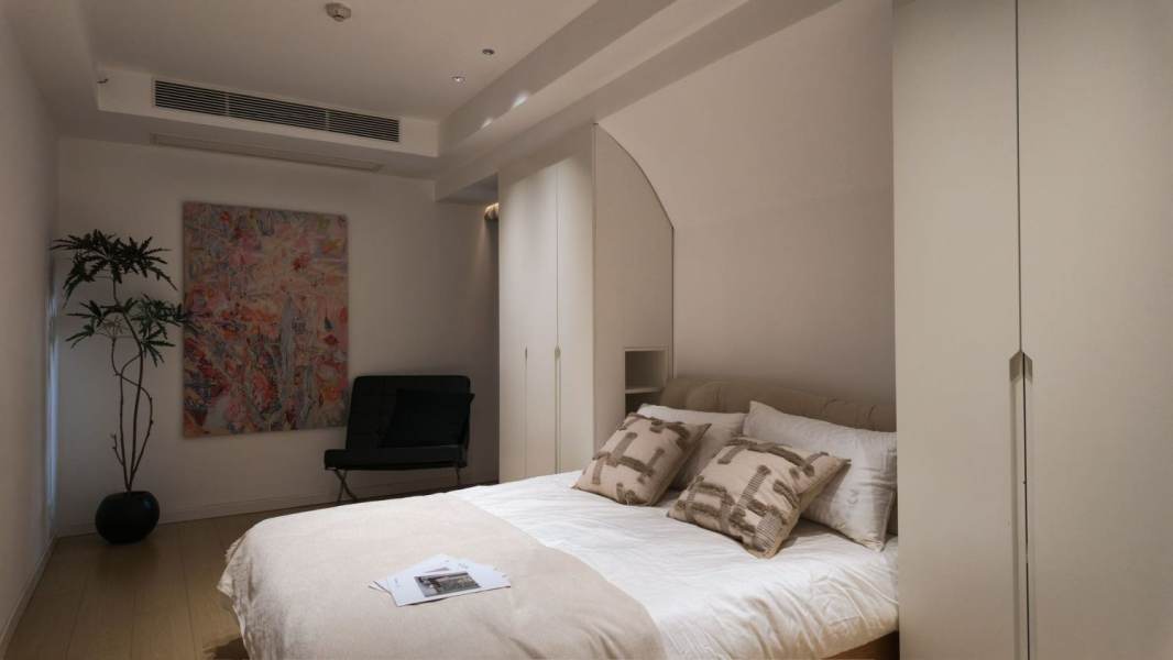 Housing image — Bedroom