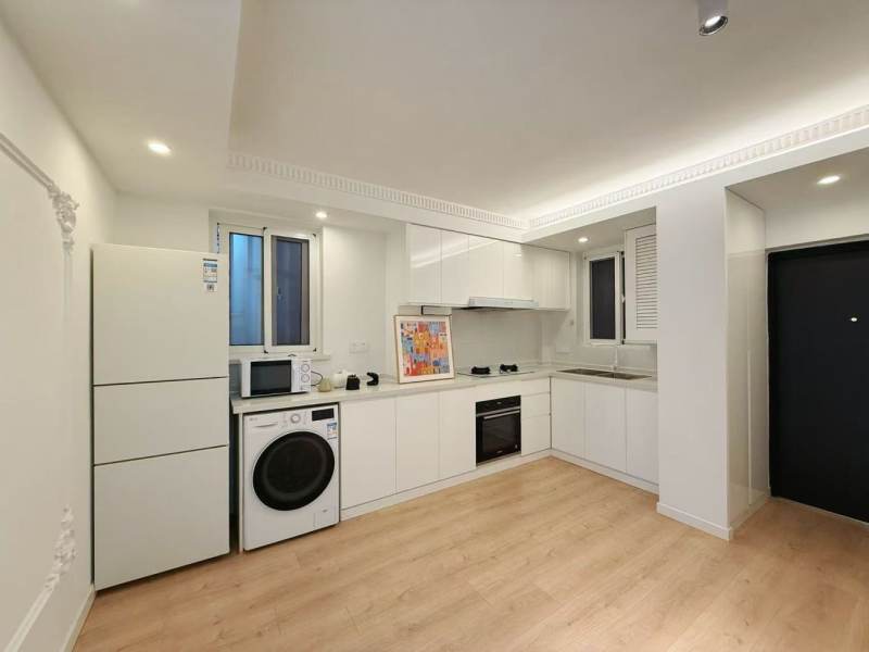 Housing image — Kitchen