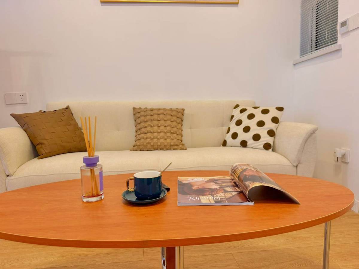 Housing image — Living Room