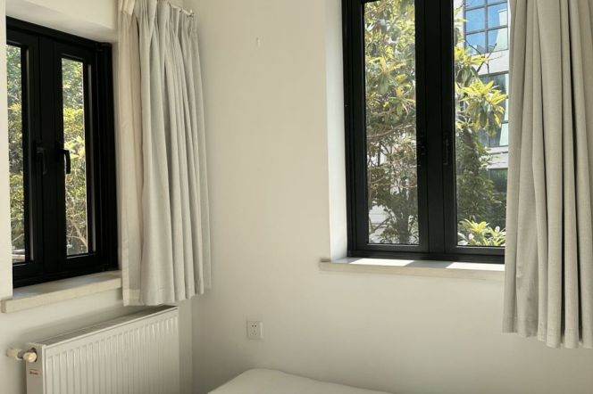 3BR Apartment in Old Xuhui (L10/L11)