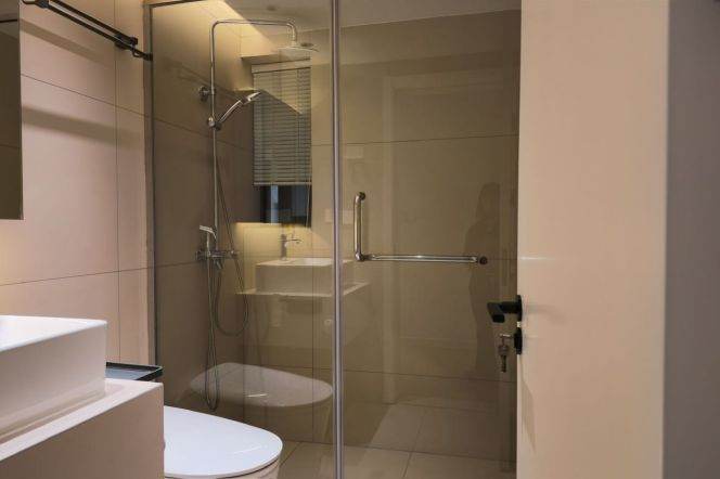 High-Floor 3BR Apartment near Hanzhong Rd Metro with Outstanding View (L1/L3/L4/L12/L13)