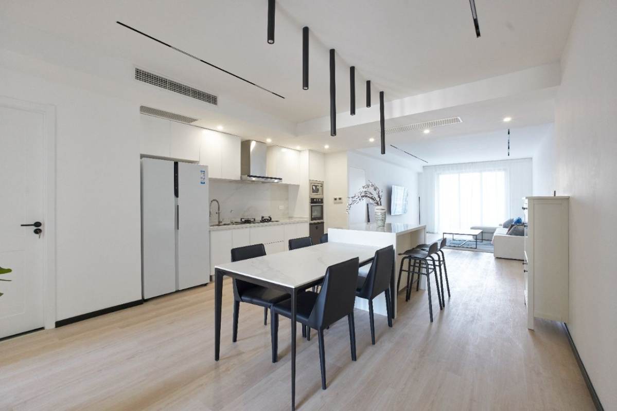 Housing image — Dining Area
