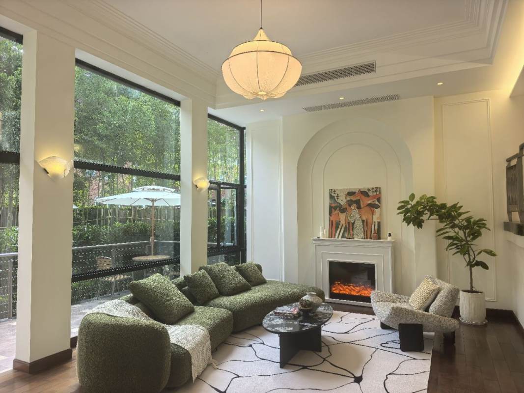 Housing image — Living Room