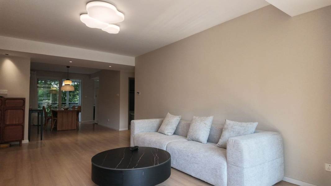 Housing image — Living Room