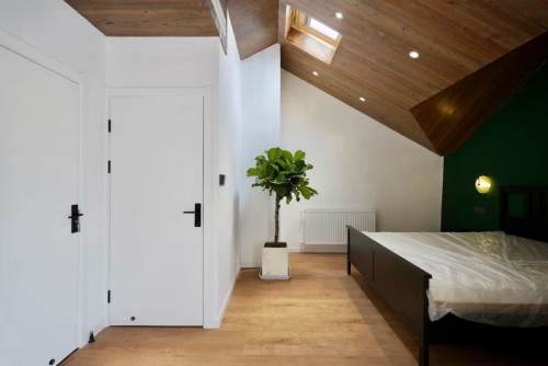 Housing image — Bedroom