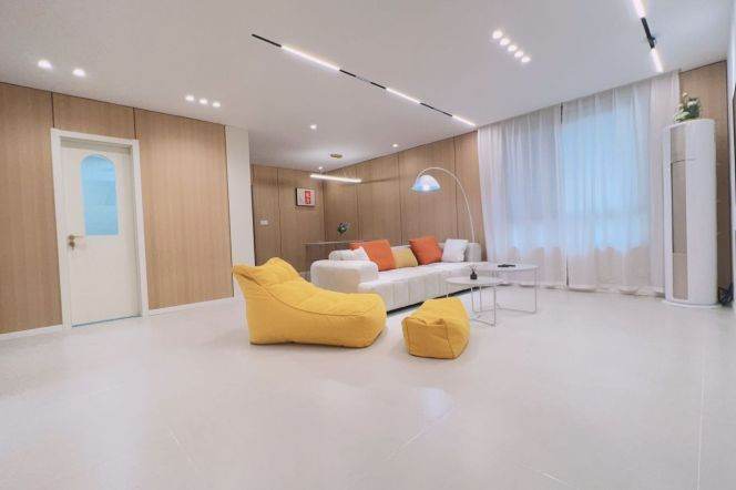 3BR Apartment near Century Avenue Metro (L2/L4/L6/L9)