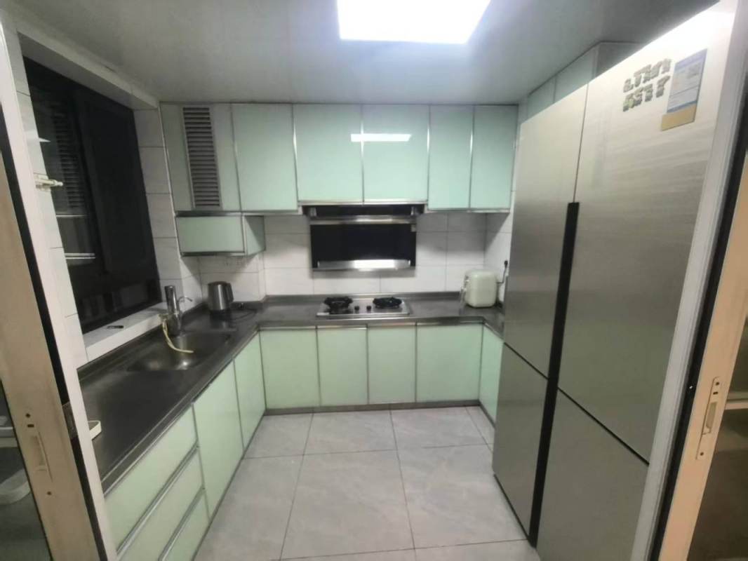 Housing image — Kitchen