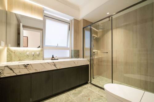 Housing image — Bathroom