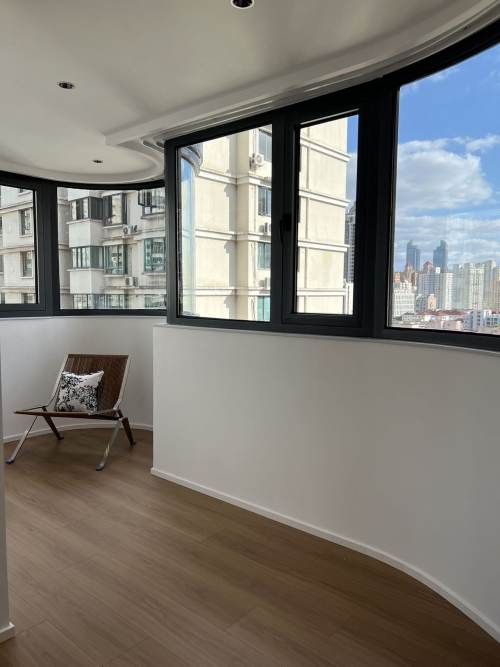 Housing image — Balcony
