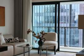High-Floor 3BR Apartment near Hanzhong Rd Metro with Outstanding View (L1/L3/L4/L12/L13)
